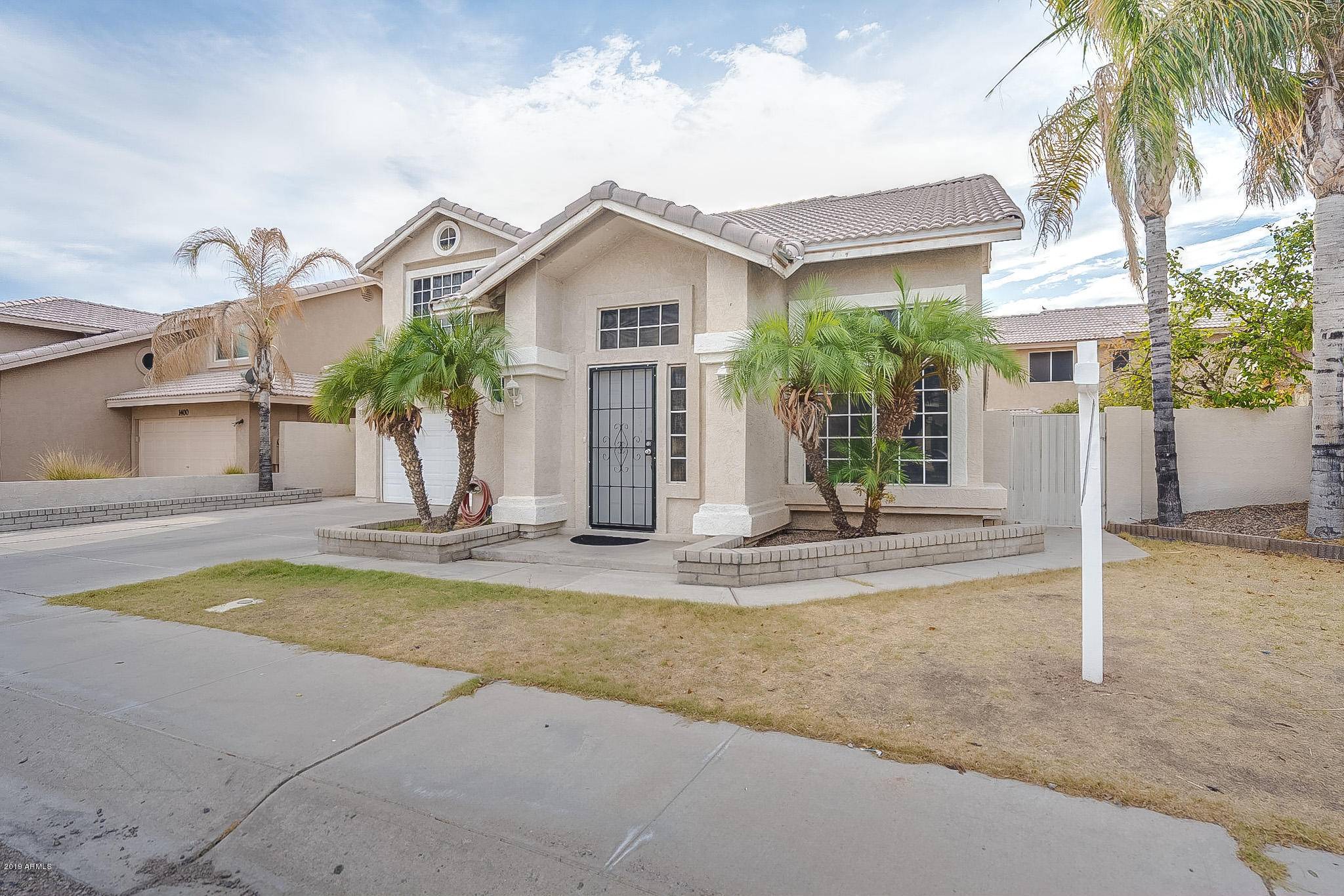 Chandler, AZ 85225,1404 E COUNTRYWALK Lane