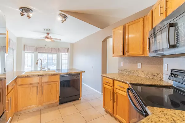 Phoenix, AZ 85024,2272 E Ross Avenue