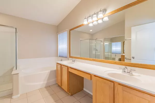 Phoenix, AZ 85024,2272 E Ross Avenue