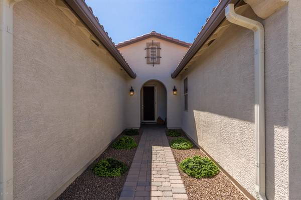 San Tan Valley, AZ 85140,205 W HACKBERRY Avenue