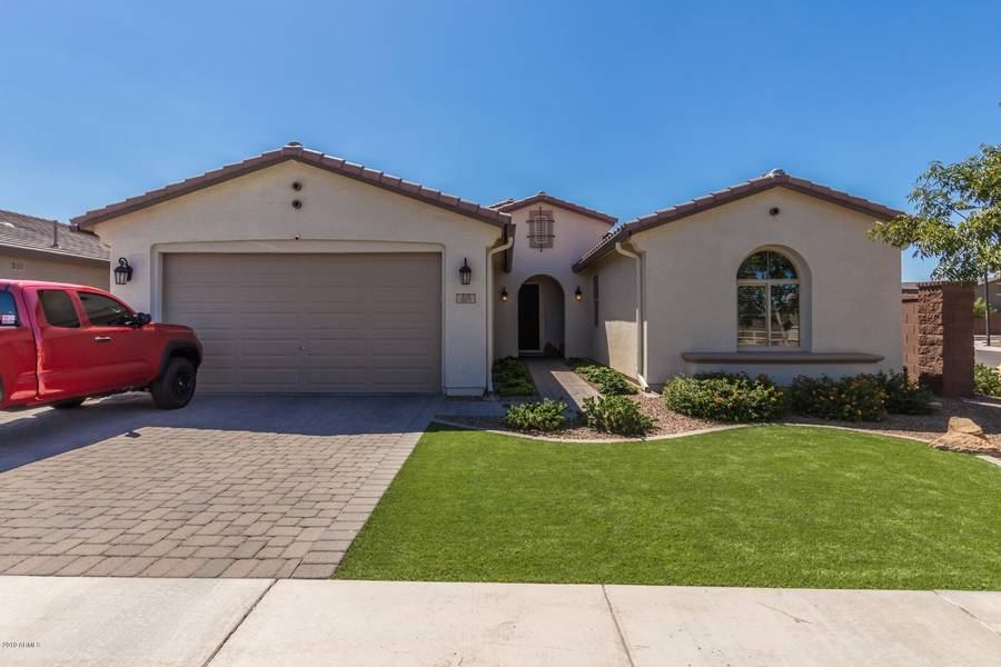 205 W HACKBERRY Avenue, San Tan Valley, AZ 85140