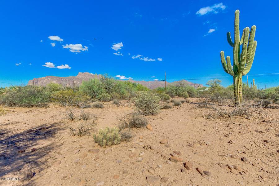 0 S Sixshooter Road #-, Apache Junction, AZ 85119