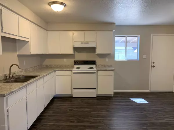 Phoenix, AZ 85032,3443 E EVERETT Drive