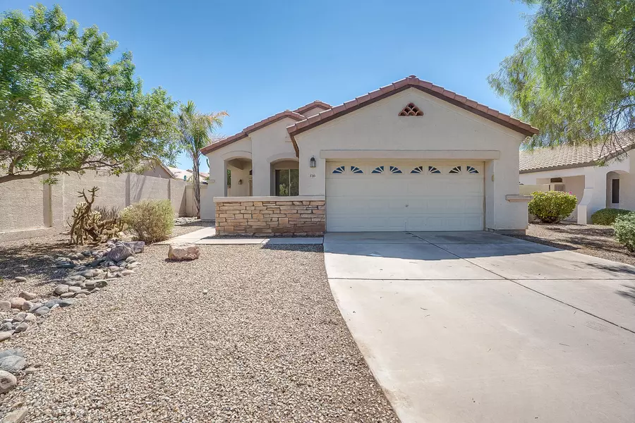 2785 E DEVON Court, Gilbert, AZ 85296