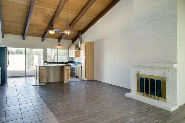 Paradise Valley, AZ 85253,5535 N 71ST Place