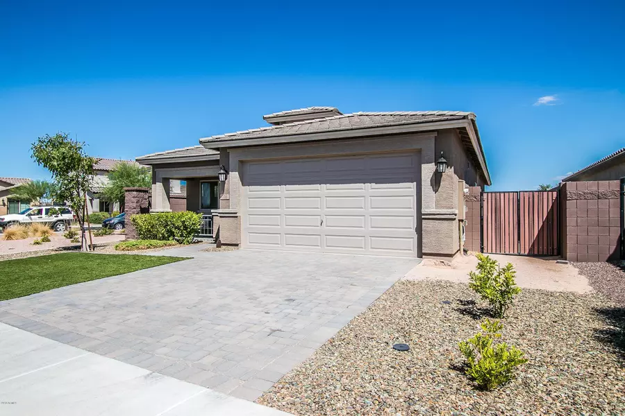 716 W MANGROVE Road, San Tan Valley, AZ 85140