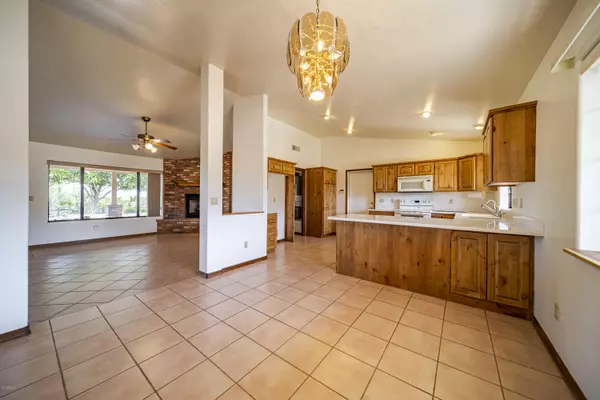 Wickenburg, AZ 85390,2380 W VAL VISTA Drive