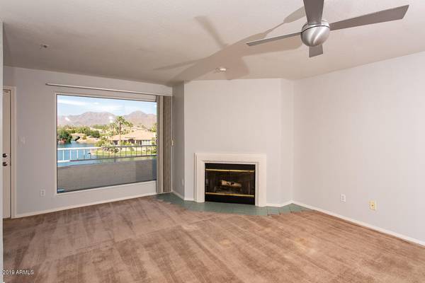 Scottsdale, AZ 85258,10080 E MOUNTAINVIEW LAKE Drive E #338