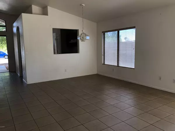 Glendale, AZ 85302,5798 W Seldon Lane