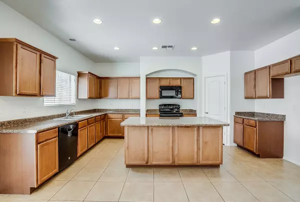 Tolleson, AZ 85353,9007 W GLOBE Avenue
