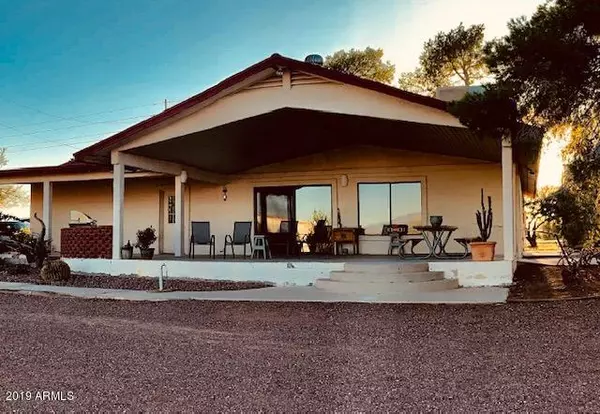 Congress, AZ 85332,29825 S STATE ROUTE 89 --