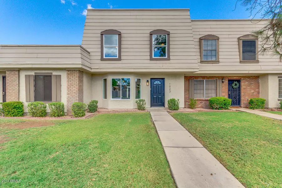 1023 E BENDIX Drive, Tempe, AZ 85283