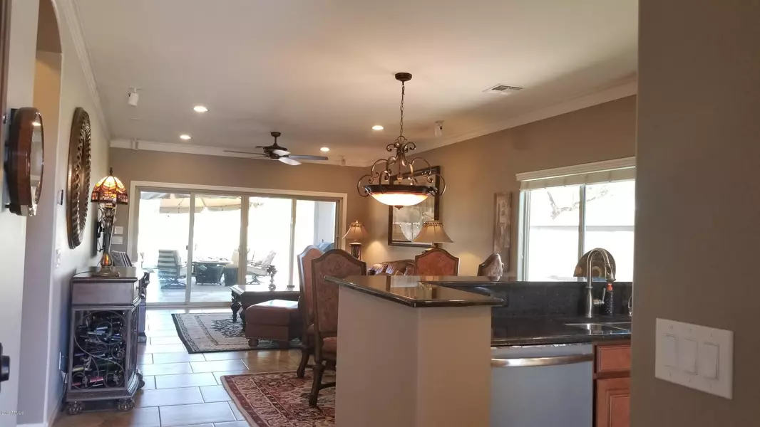 1318 W POPCORN TREE Avenue, Queen Creek, AZ 85140