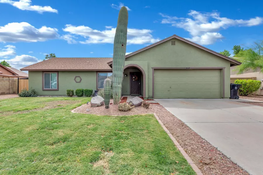 7443 E DRUMMER Avenue, Mesa, AZ 85208