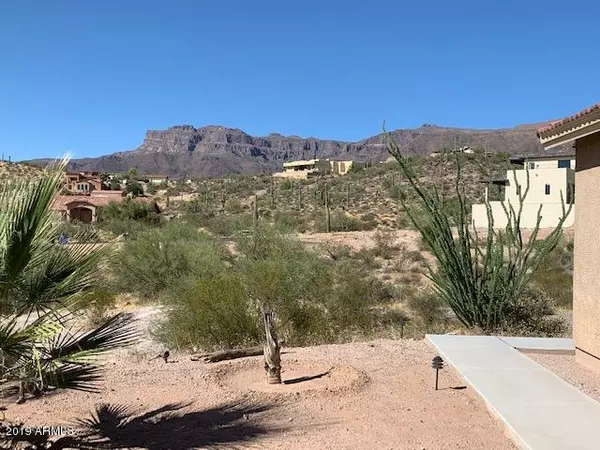 10025 E LAZY K Road, Gold Canyon, AZ 85118