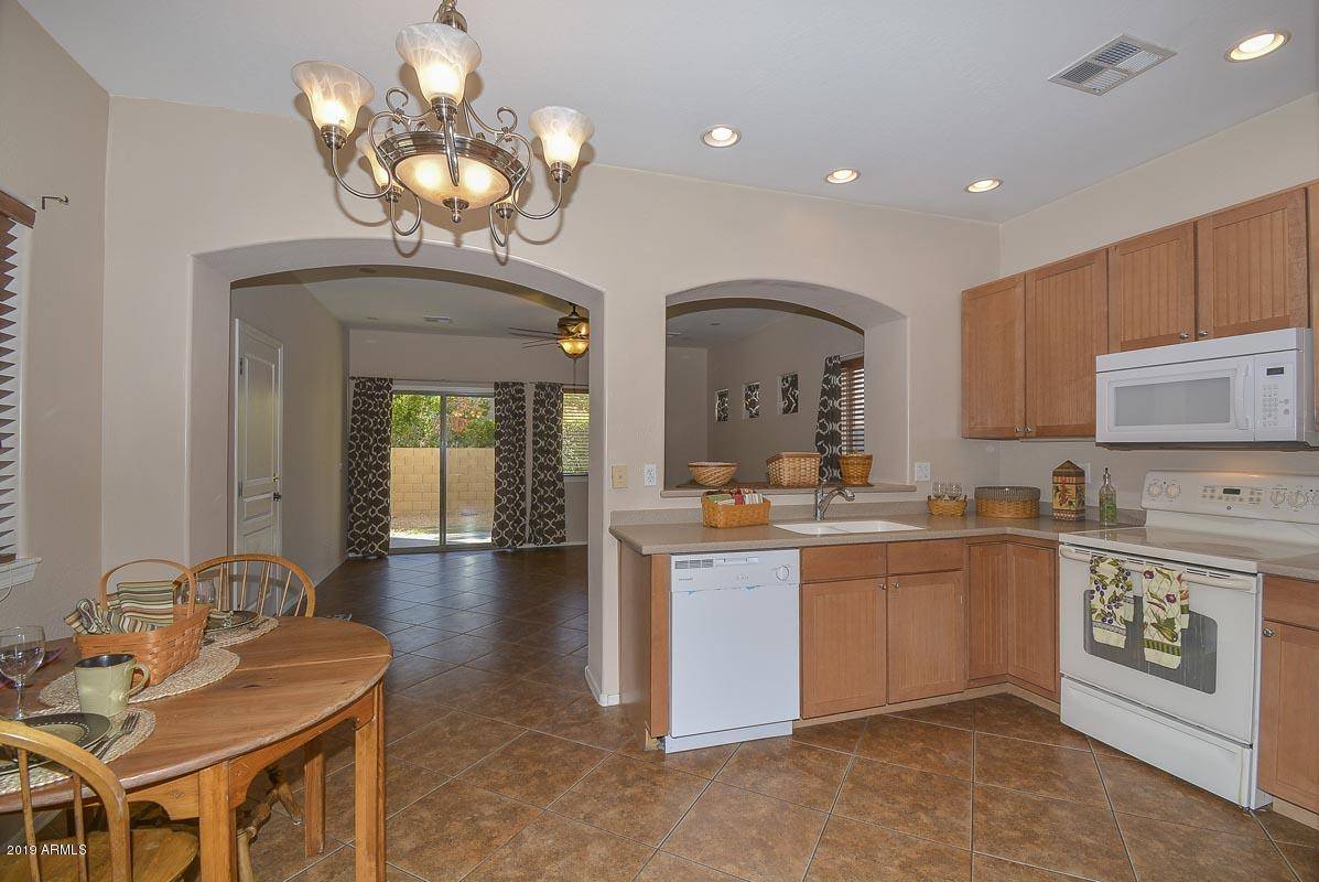 Glendale, AZ 85304,6617 W SHAW BUTTE Drive