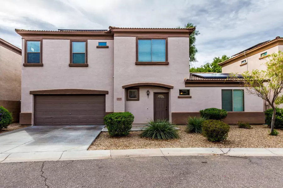 3613 W MARCONI Avenue, Phoenix, AZ 85053