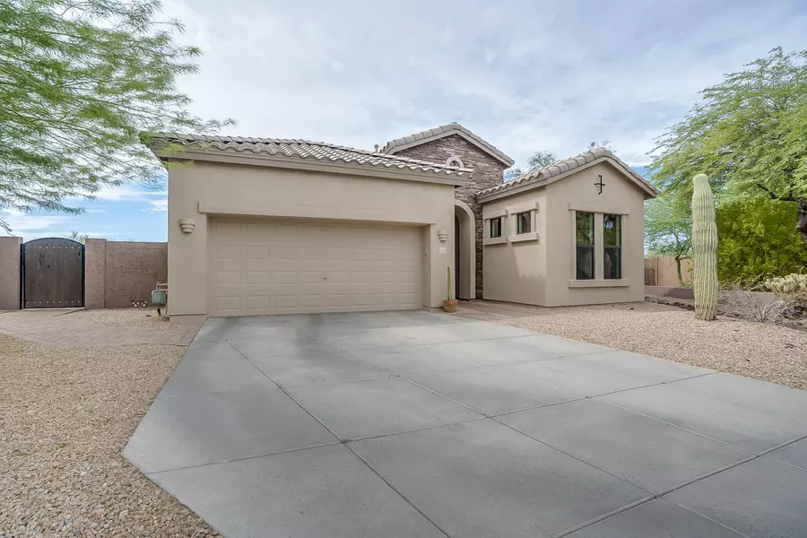 2830 N ROWEN Circle, Mesa, AZ 85207