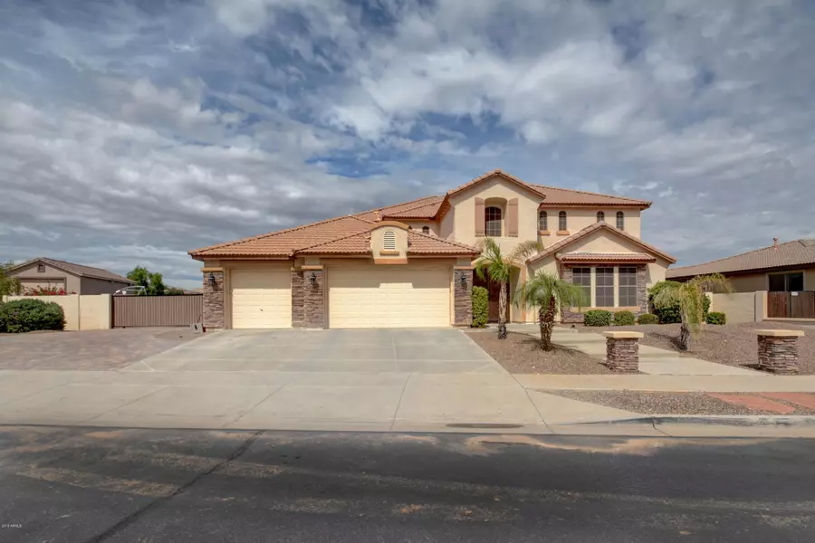 15824 W BECKER Lane, Surprise, AZ 85379