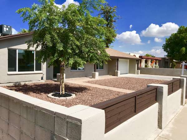 Phoenix, AZ 85042,4234 E SAINT ANNE Avenue