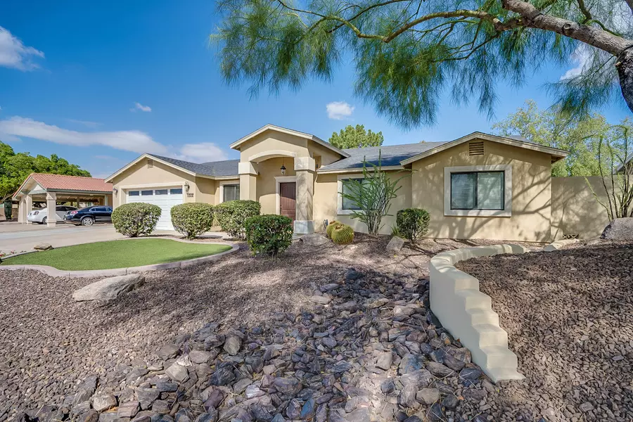 7222 E IVYGLEN Street, Mesa, AZ 85207