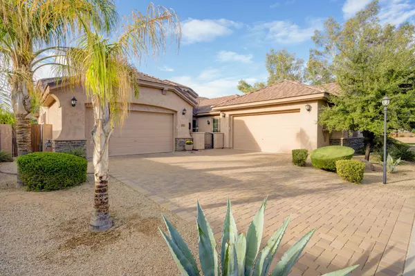 Chandler, AZ 85249,2045 E CRESCENT Place