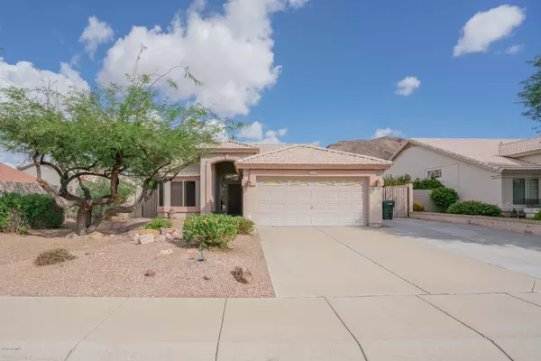 6124 W WHISPERING WIND Drive, Glendale, AZ 85310