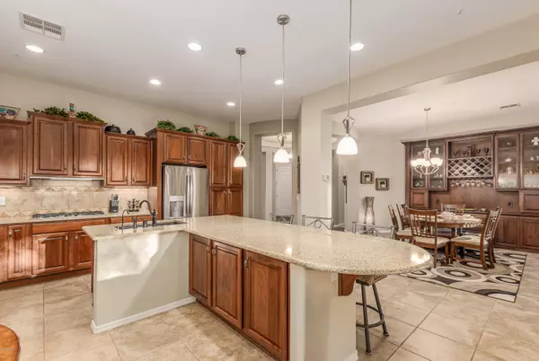 Peoria, AZ 85383,28002 N 130TH Glen