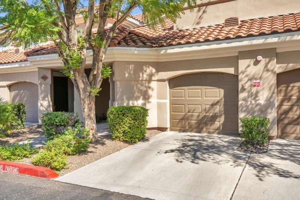 Scottsdale, AZ 85258,8653 E ROYAL PALM Road #2025