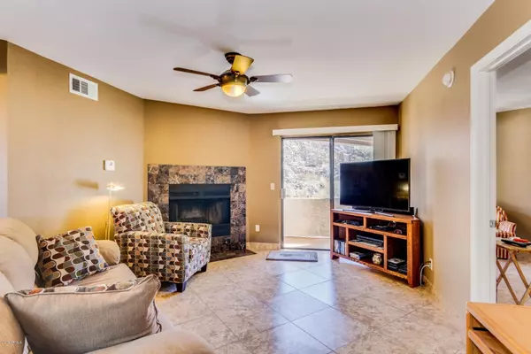 Fountain Hills, AZ 85268,16108 E EMERALD Drive #201