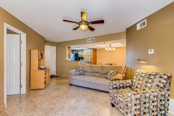 Fountain Hills, AZ 85268,16108 E EMERALD Drive #201