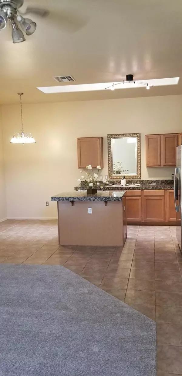 Phoenix, AZ 85024,2250 E DEER VALLEY Road #114