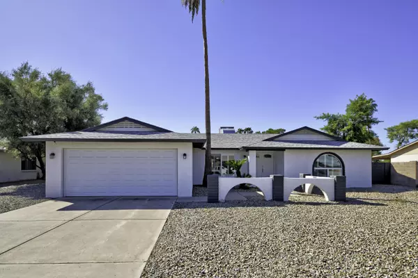 4817 E ACOMA Drive, Scottsdale, AZ 85254