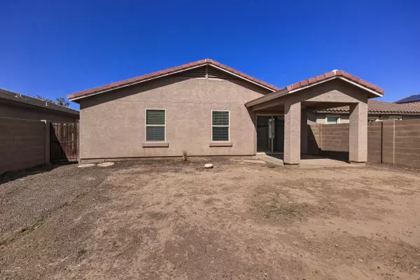 San Tan Valley, AZ 85140,921 E KELSI Avenue