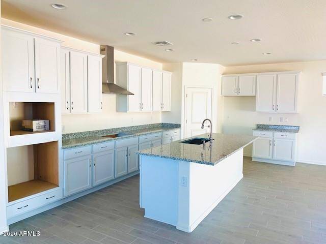 2122 W BETTY ELYSE Lane, Phoenix, AZ 85023