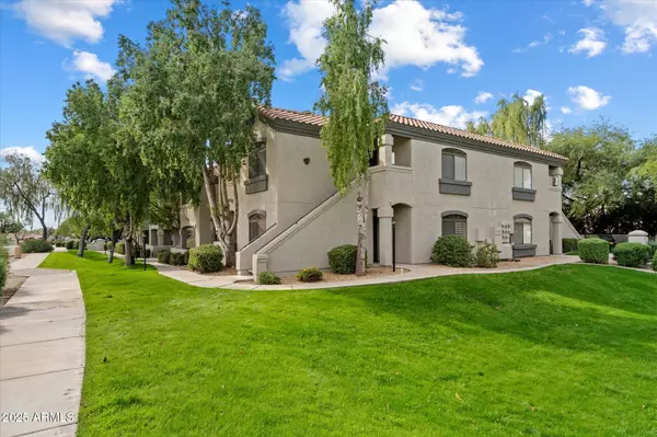 Scottsdale, AZ 85260,15095 N THOMPSON PEAK Parkway #1062