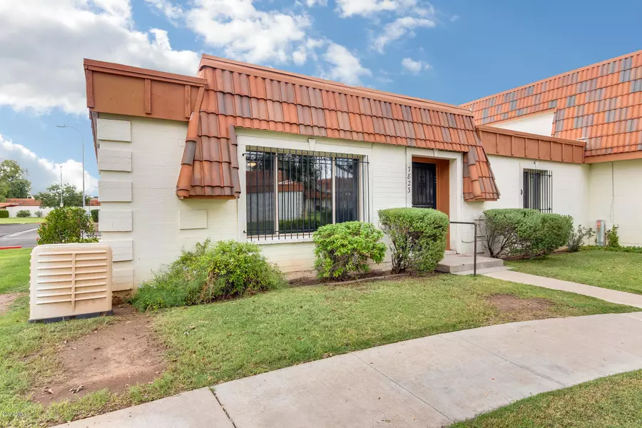 7823 N 49TH Avenue, Glendale, AZ 85301