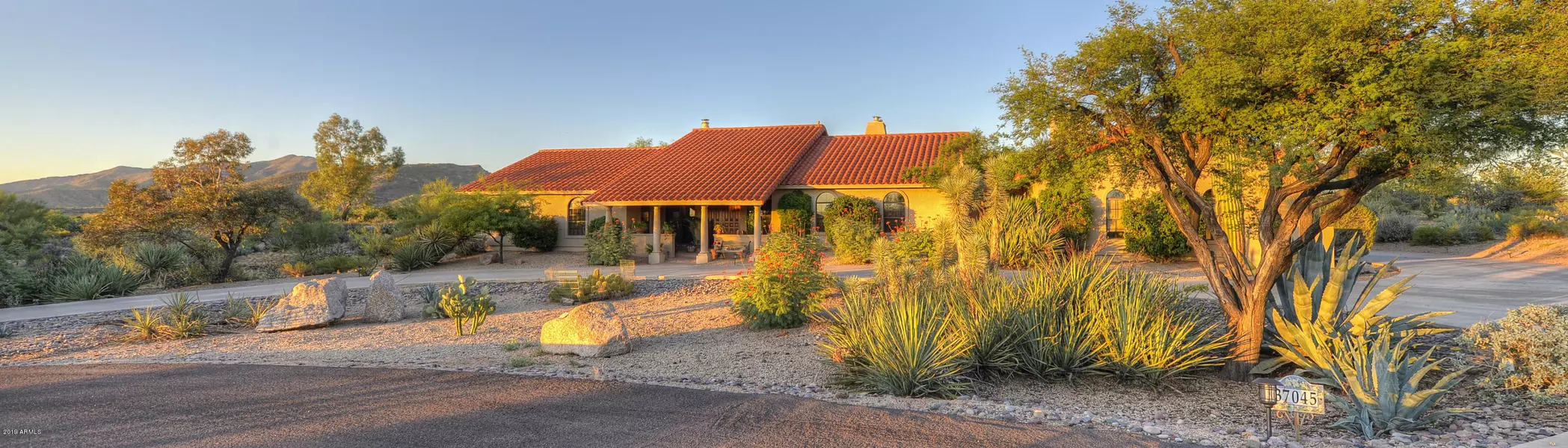 37045 N ROMPING Road, Carefree, AZ 85377