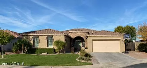 6606 S FAWN Court, Gilbert, AZ 85298