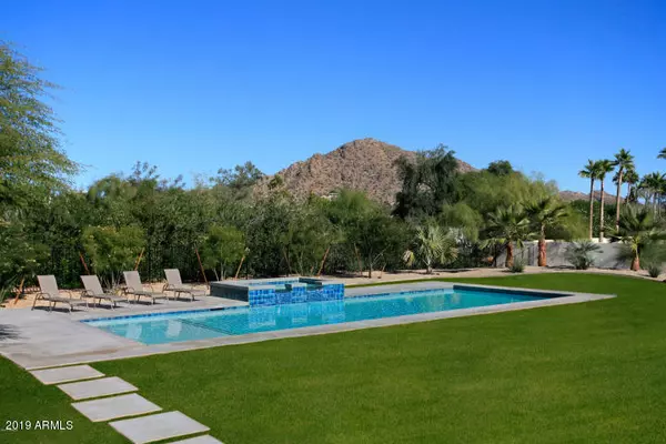 Paradise Valley, AZ 85253,4726 E LINCOLN Drive