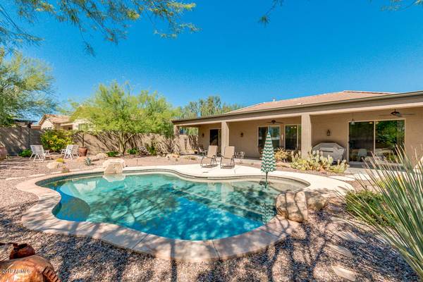 4811 W BARKO Lane, New River, AZ 85087