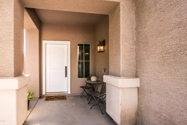 San Tan Valley, AZ 85143,30938 N ZIRCON Drive