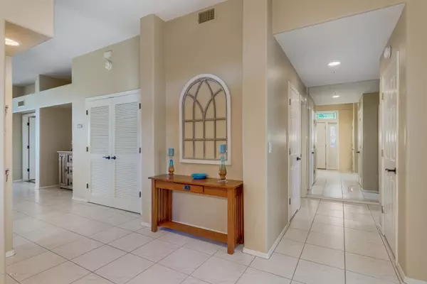 Fountain Hills, AZ 85268,13013 N PANORAMA Drive #109