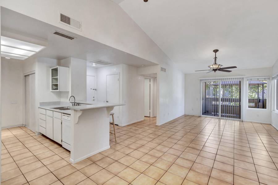 2035 S ELM Street #240, Tempe, AZ 85282