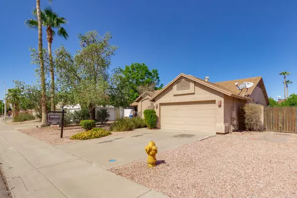 Chandler, AZ 85225,714 W MISSION Drive