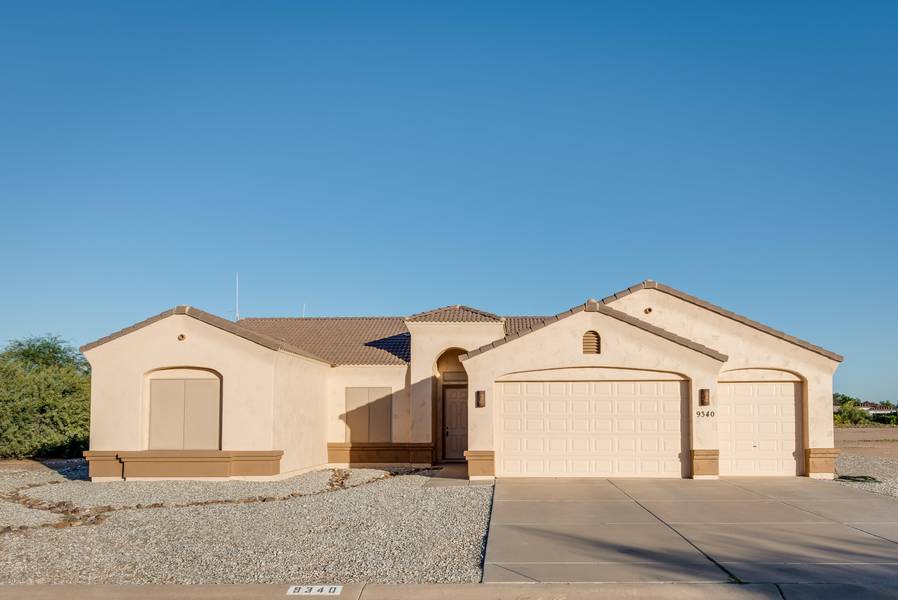 9340 W KRAMER Lane, Arizona City, AZ 85123