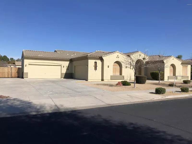 8102 W San Juan Avenue, Glendale, AZ 85303