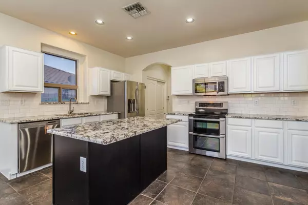 Litchfield Park, AZ 85340,5353 N ORMONDO Way