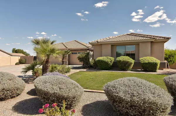 San Tan Valley, AZ 85143,497 W CHESTNUT Trail