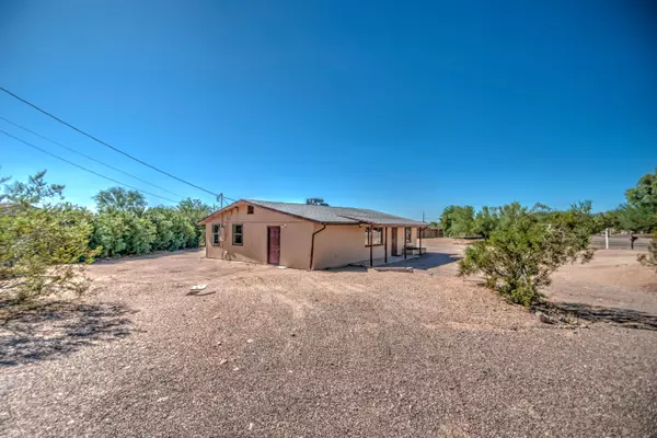 Apache Junction, AZ 85119,2565 E SCENIC Street